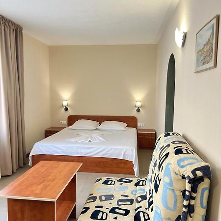 גולדן סנדס Hotel Jambo מראה חיצוני תמונה