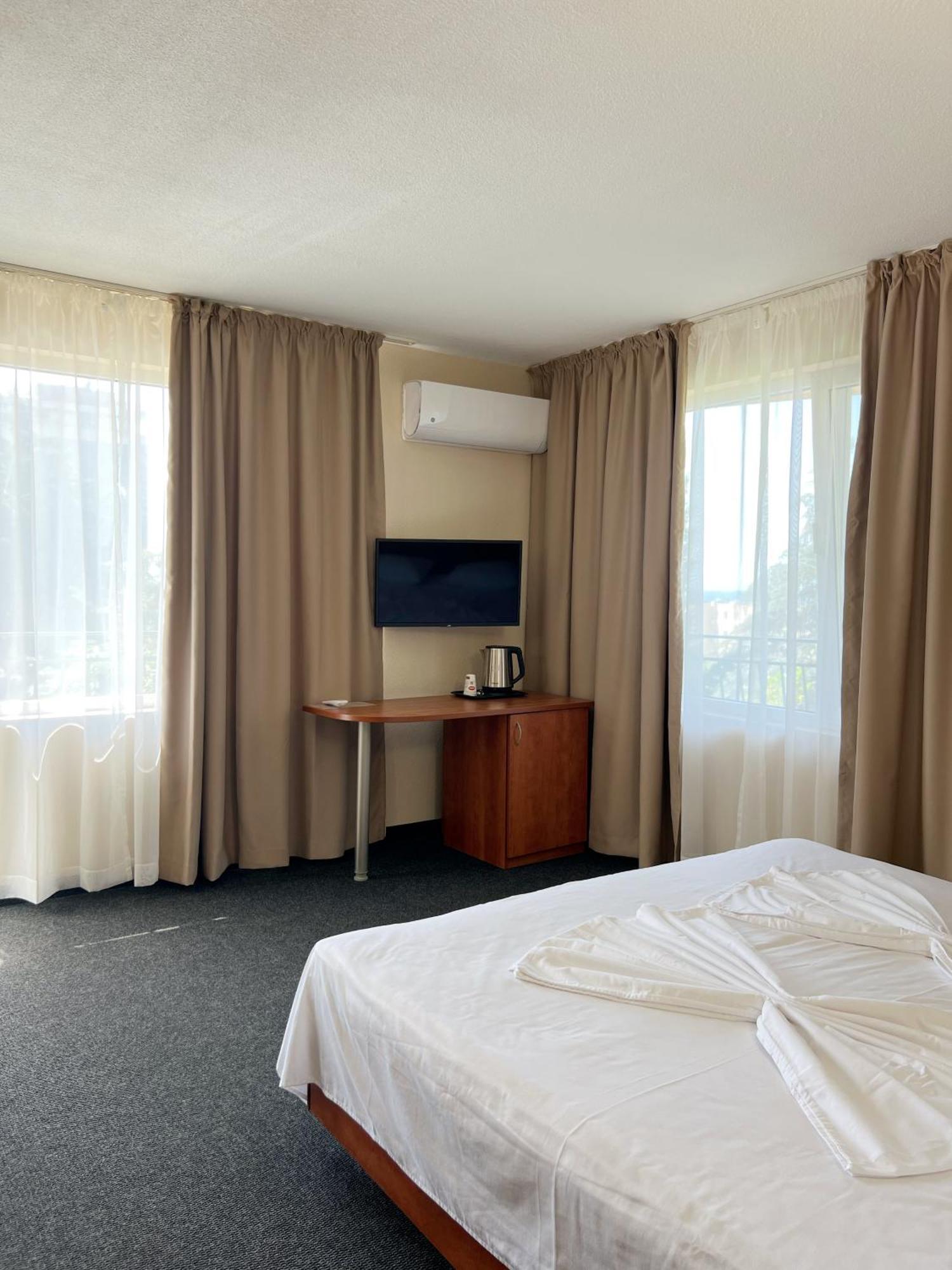 גולדן סנדס Hotel Jambo מראה חיצוני תמונה